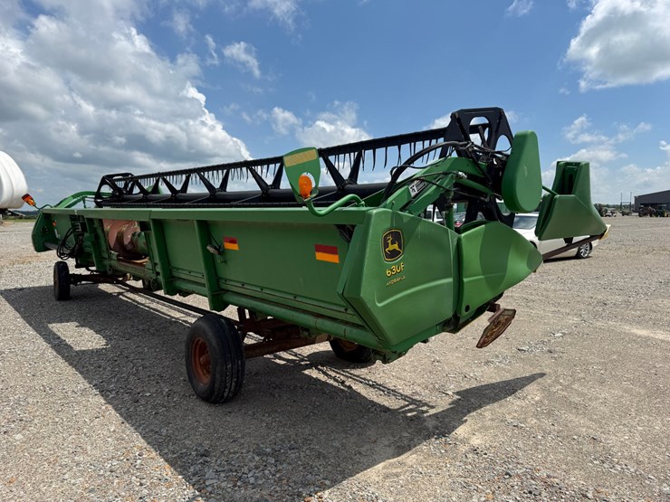 john-deere-630f-image-4