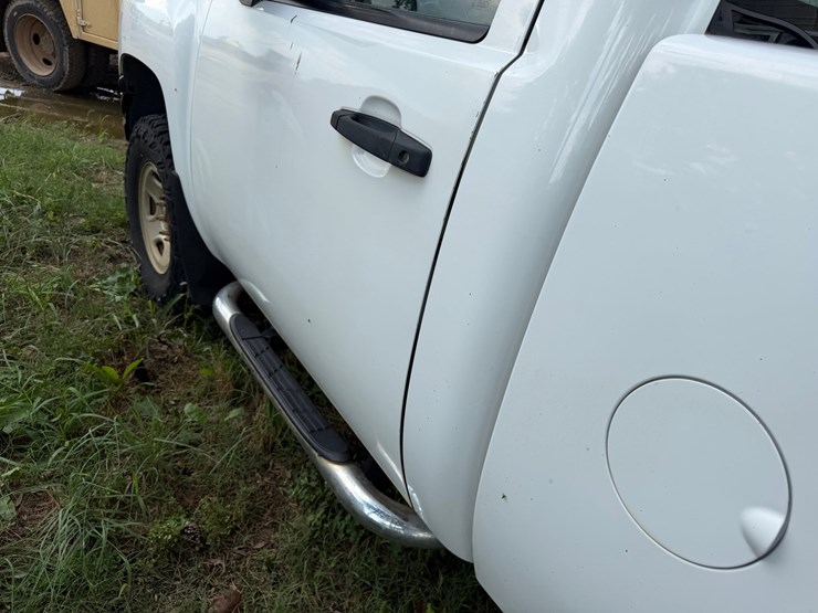 2010-chevrolet-silverado-2500-image-20
