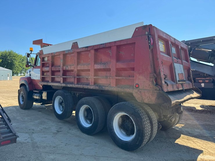 1989-ford-l9000-image-2
