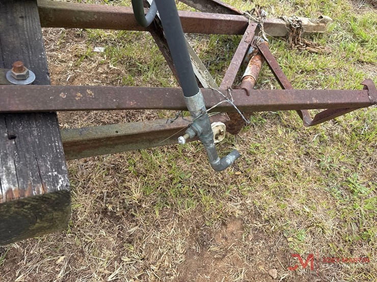 towable-fuel-tank-w/-hand-pump-&-hose-image-10