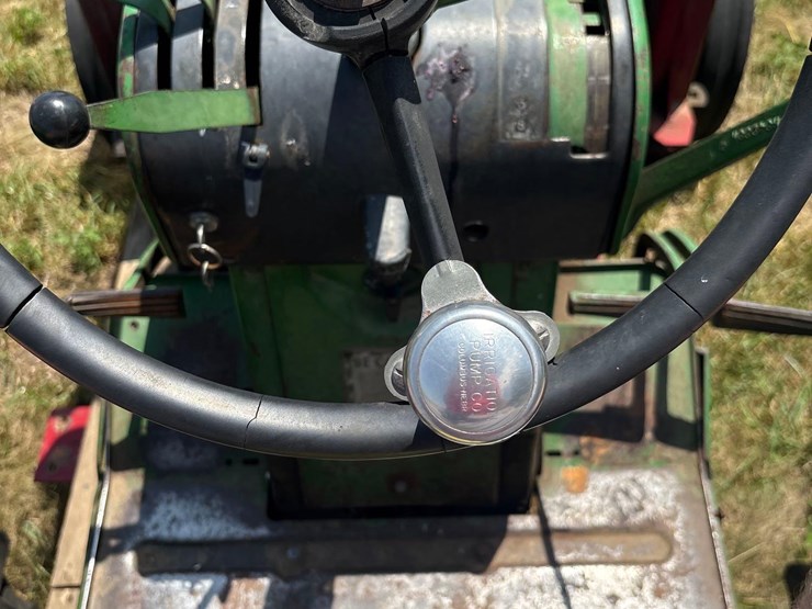 john-deere-3020-image-39
