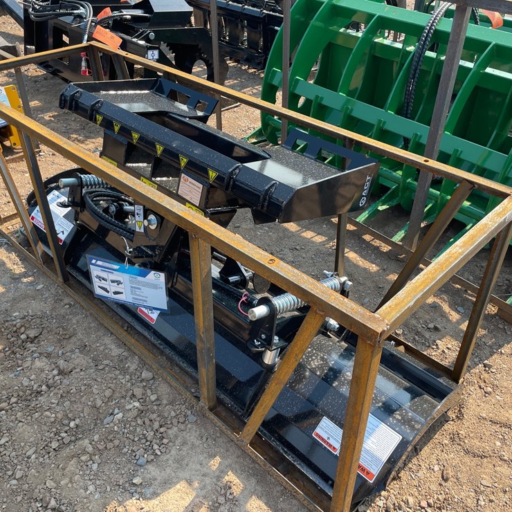 #18338 • Unused 2026 Mower King Skid Steer Bulldozer Blade Attachment (Princeton, MN)