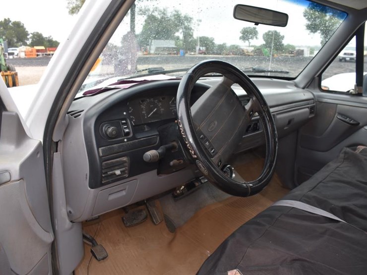 1995-ford-f150-image-10