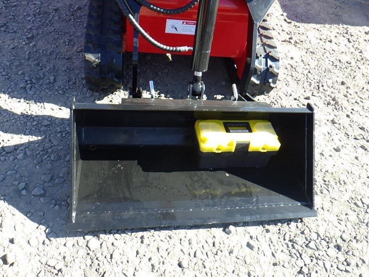 2026-sdlanch-ssl1500-skid-steer-tracked-loader-image-5