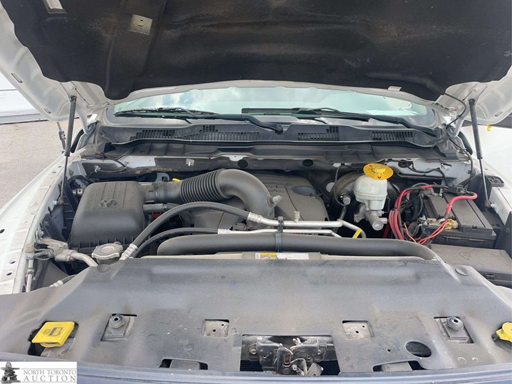 2014-dodge-1500-image-10