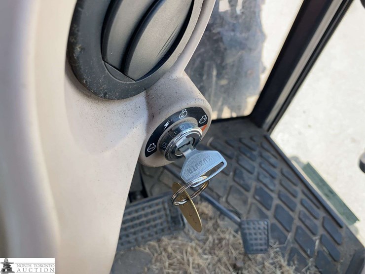 kubota-m7040-image-13