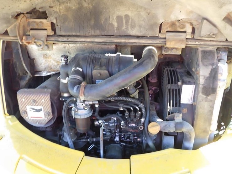 komatsu-pc35mr-1-image-23
