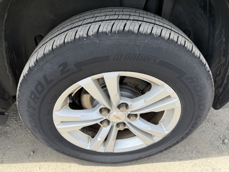 2016-chevrolet-equinox-image-17