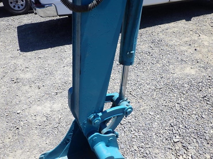 kubota-r-20p-hydraulic-excavator-image-21
