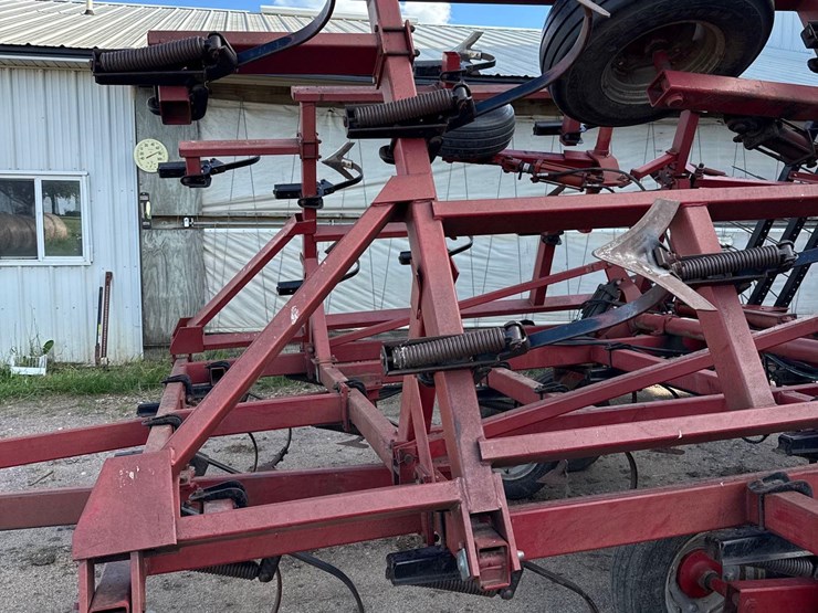 case-ih-4600-image-41