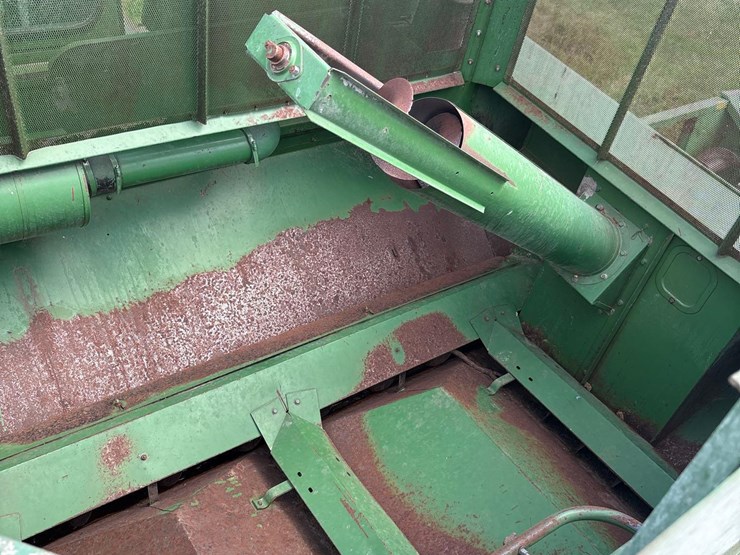 john-deere-6600-image-87