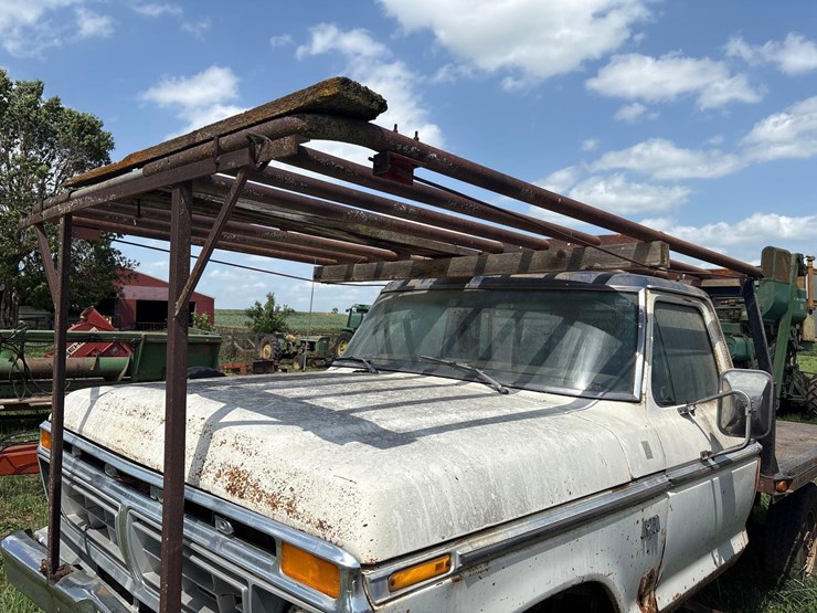 1976-ford-f250-image-14