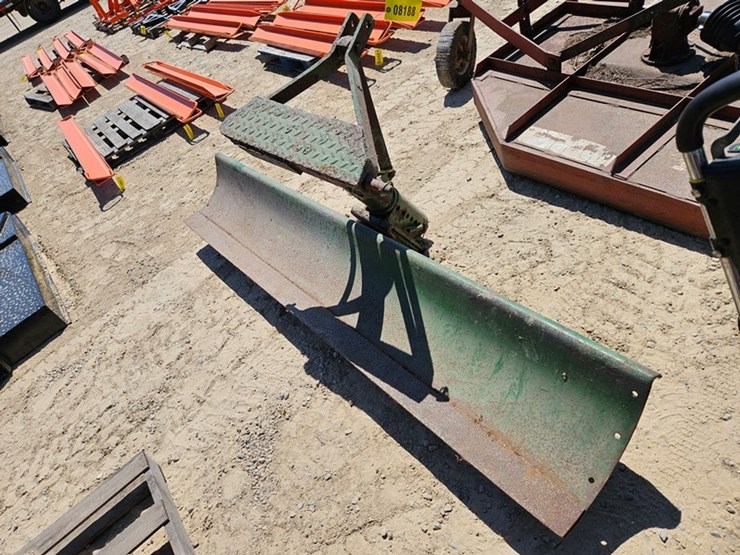 john-deere-8-image-1
