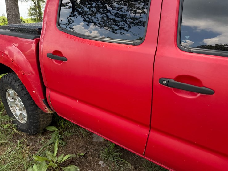 2006-toyota-tacoma-image-33