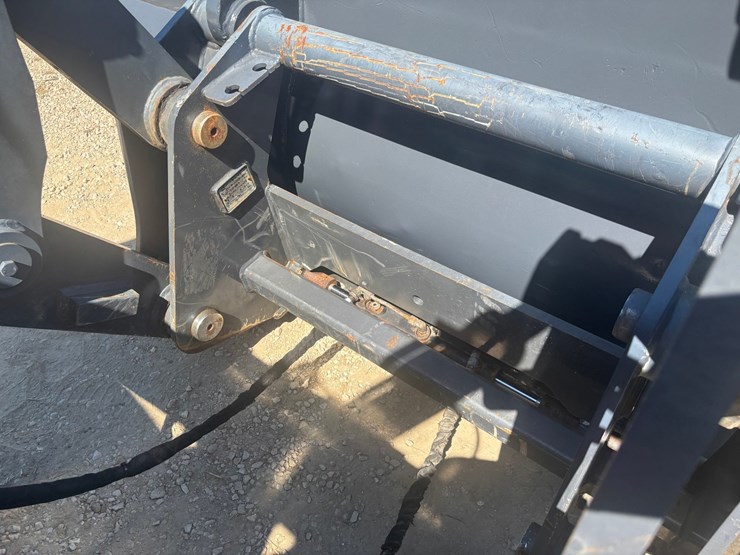2013-doosan-dl250tc-image-92