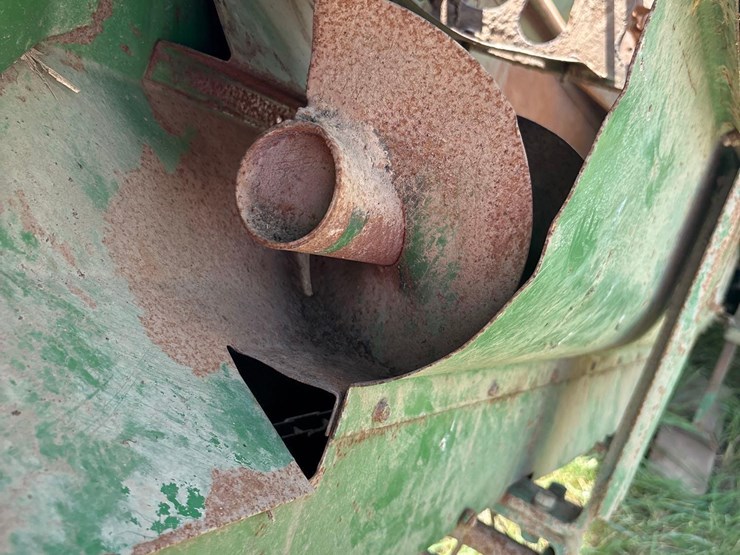 john-deere-237-image-28