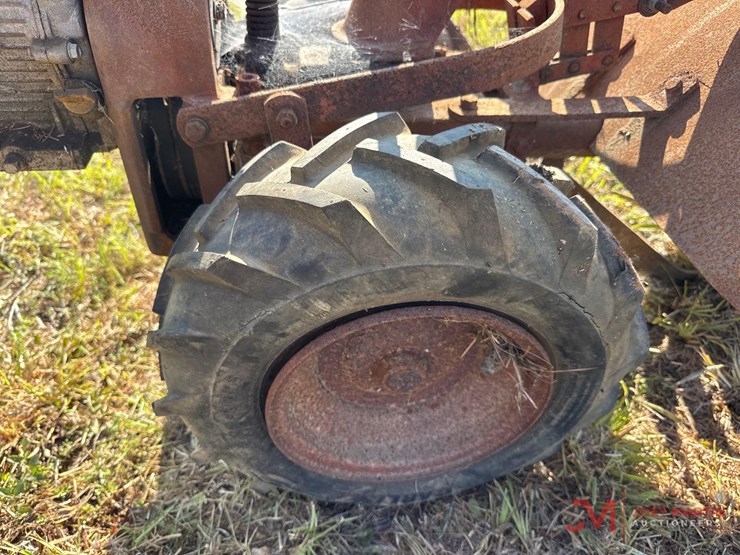 walk-behind-tiller-image-6
