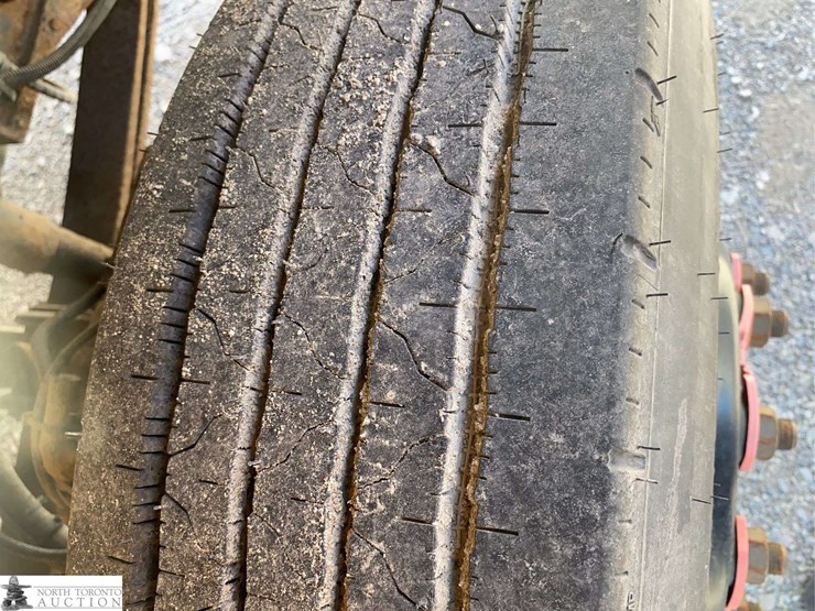 2010-international-durastar-4300-image-25