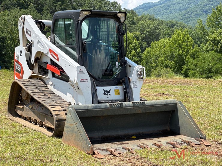2023-bobcat-t770-image-1