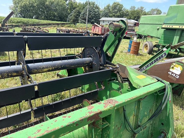 john-deere-213-image-9