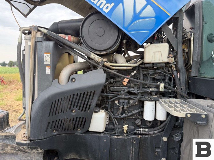 2007-new-holland-tg305-image-14