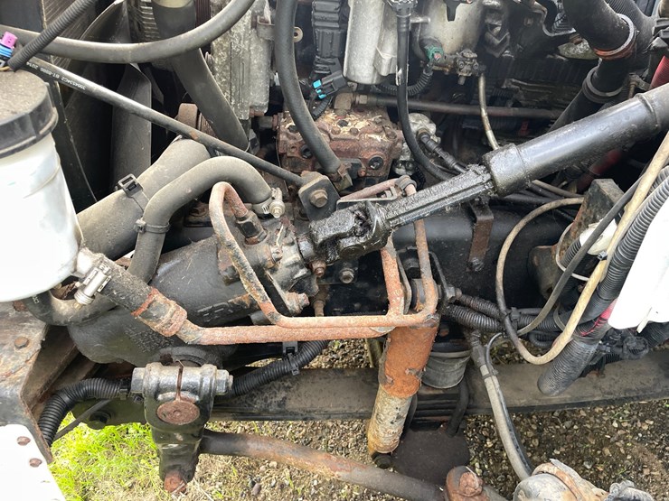 2016-international-durastar-4400-image-39