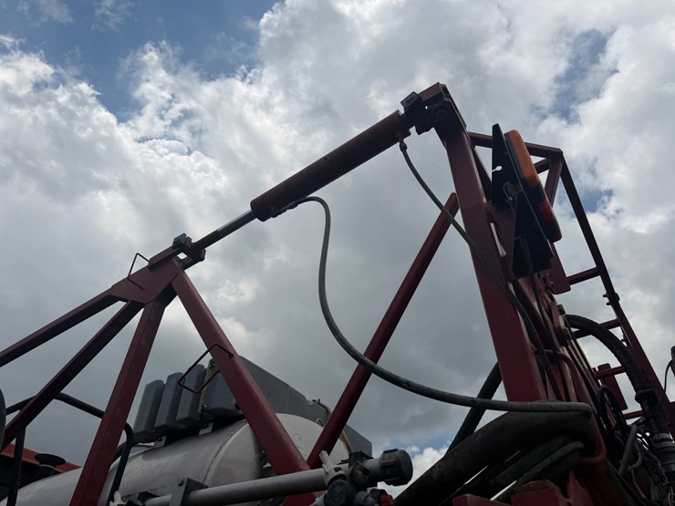 2005-case-ih-spx3200-image-24