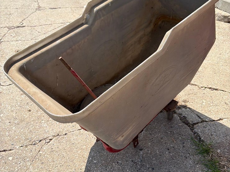 ap-feed-cart-image-3