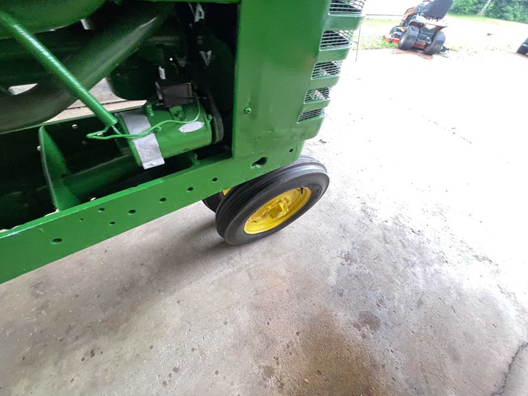 1947-john-deere-model-b-image-38