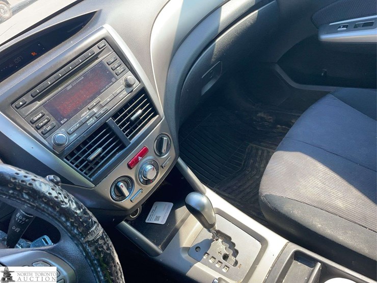 2010-subaru-forester-image-13