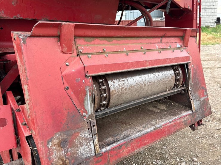 case-ih-1640-image-31