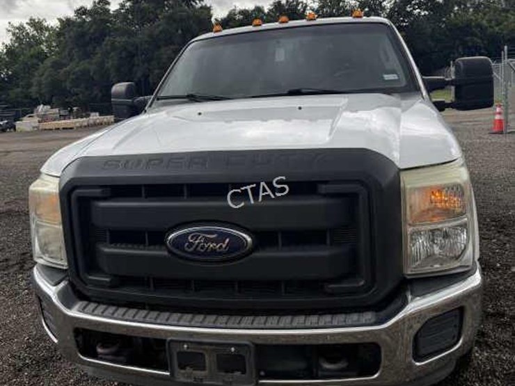 2016-ford-f350-xl-image-8