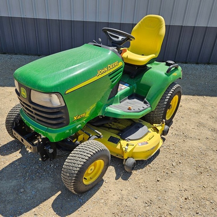 JOHN DEERE X475