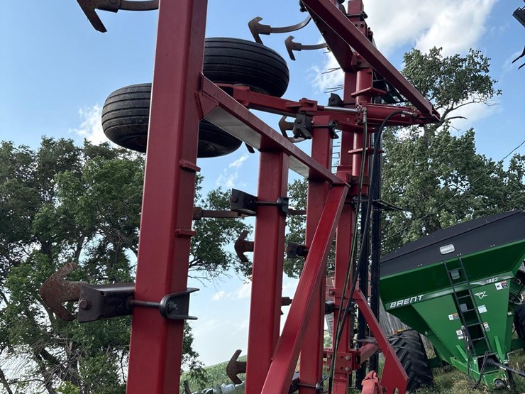 case-ih-4300-image-28
