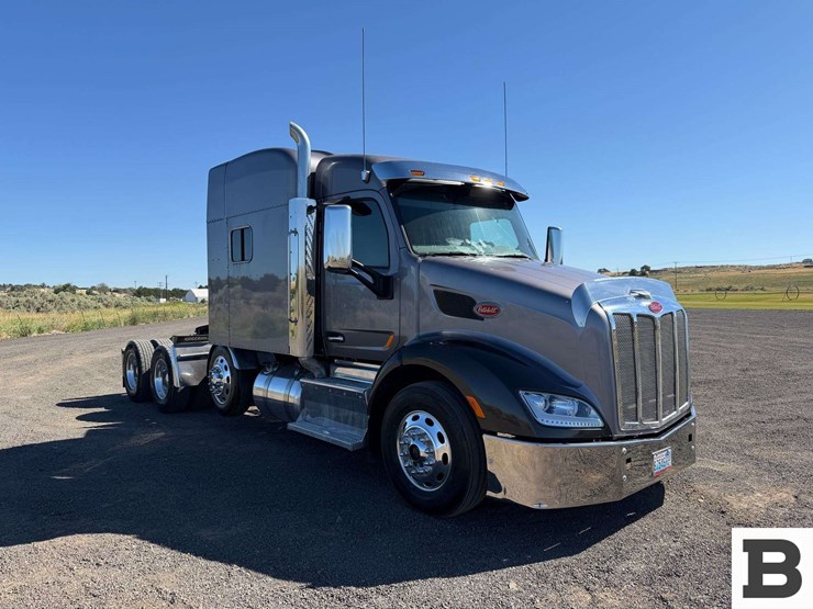 2016-peterbilt-579-image-7