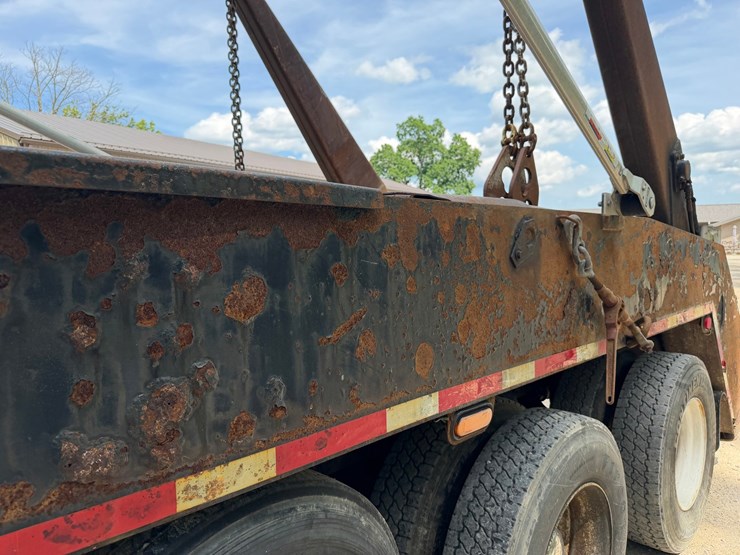 #1510-•-sterling-quad-axle-rolloff-truck-image-18