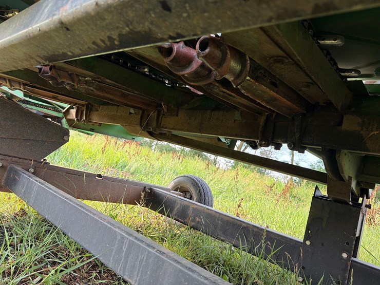 john-deere-8row30-corn-head-image-27