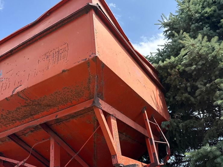 approx-300bu-holding-bin-with-stand-image-2
