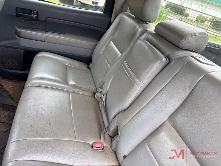 2011-toyota-tundra-sr5-image-20