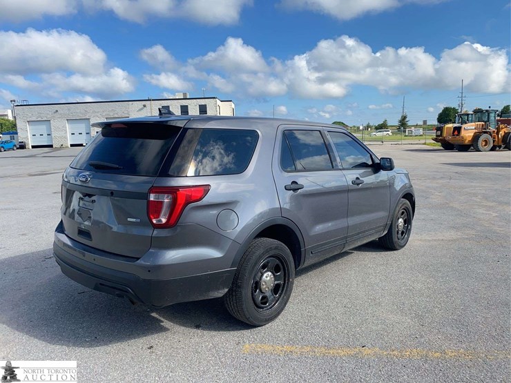 ford-explorer-image-5
