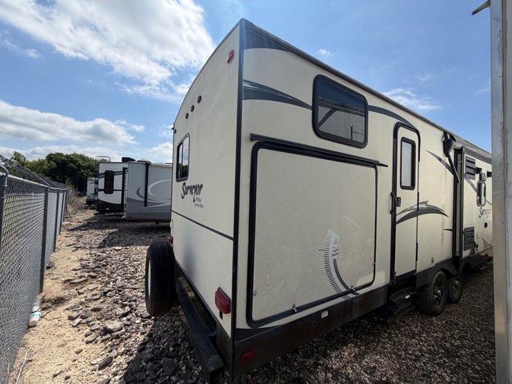 2014-forest-river-surveyor-pilot-travel-trailer-image-4