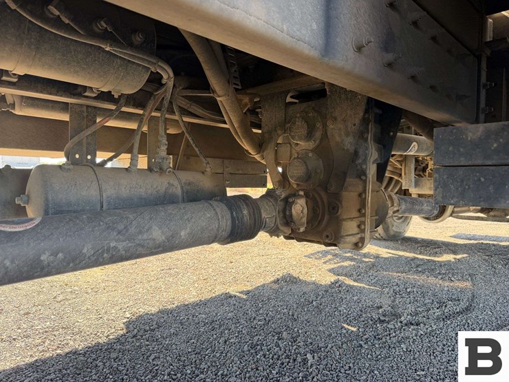 2017-kenworth-t370-image-36