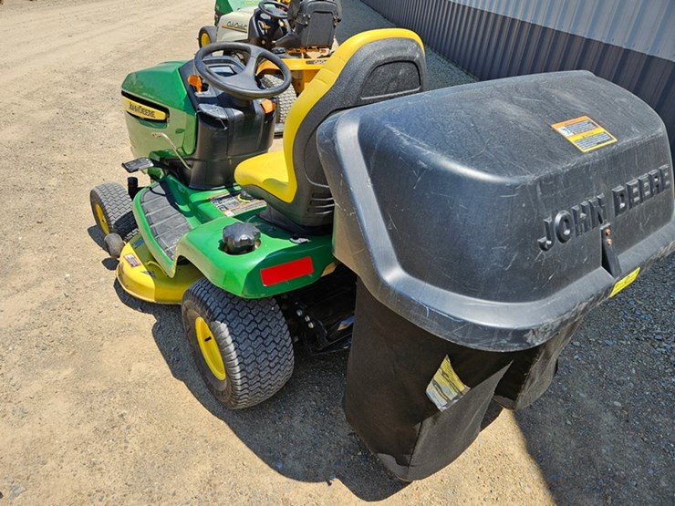 john-deere-x300-image-7