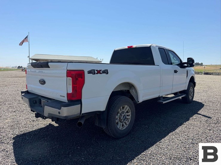 2019-ford-f250-image-11