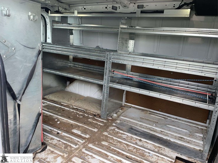2017-ford-transit-image-16