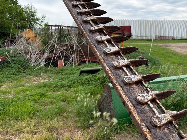 case-ih-1100-image-13