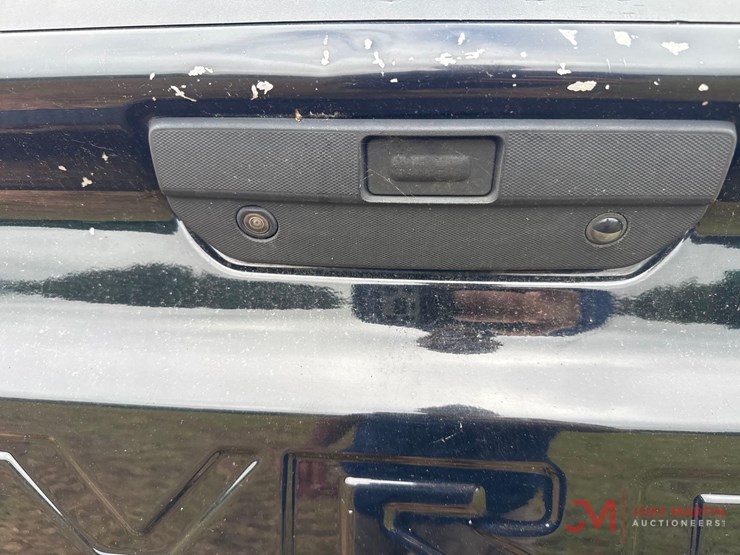 2020-chevrolet-silverado-1500-image-12