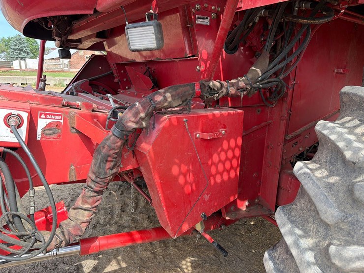 case-ih-2388-image-15
