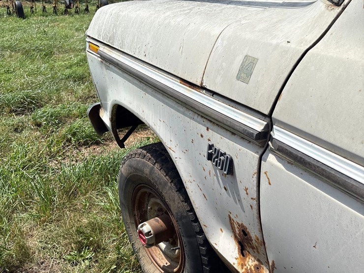 1976-ford-f250-image-11