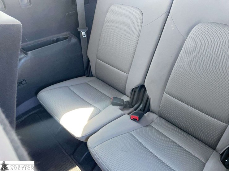2018-hyundai-santa-fe-image-16